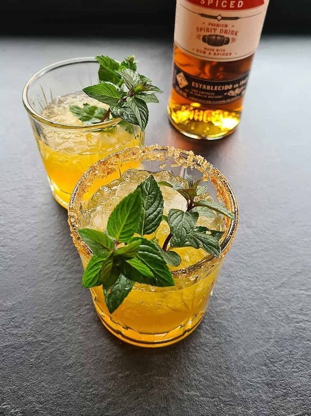 Dark Rum Spiced Mojito