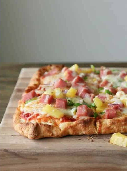 Leftover Ham Hawaiian Pizza