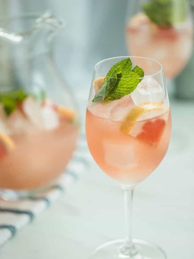 Aperitivo Grapefruit Sangria