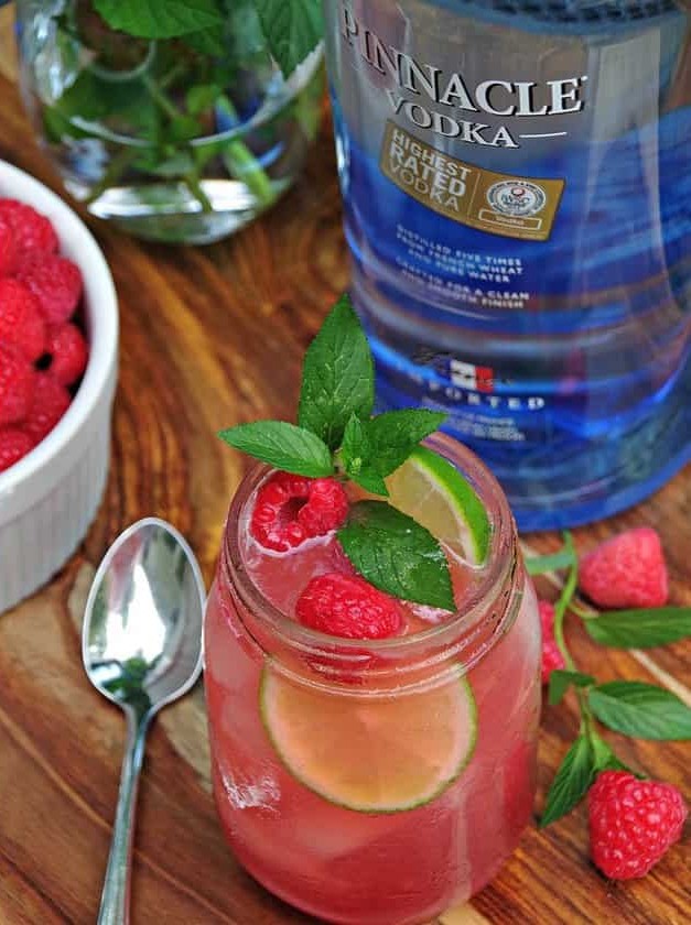 Raspberry Vodka Mojito