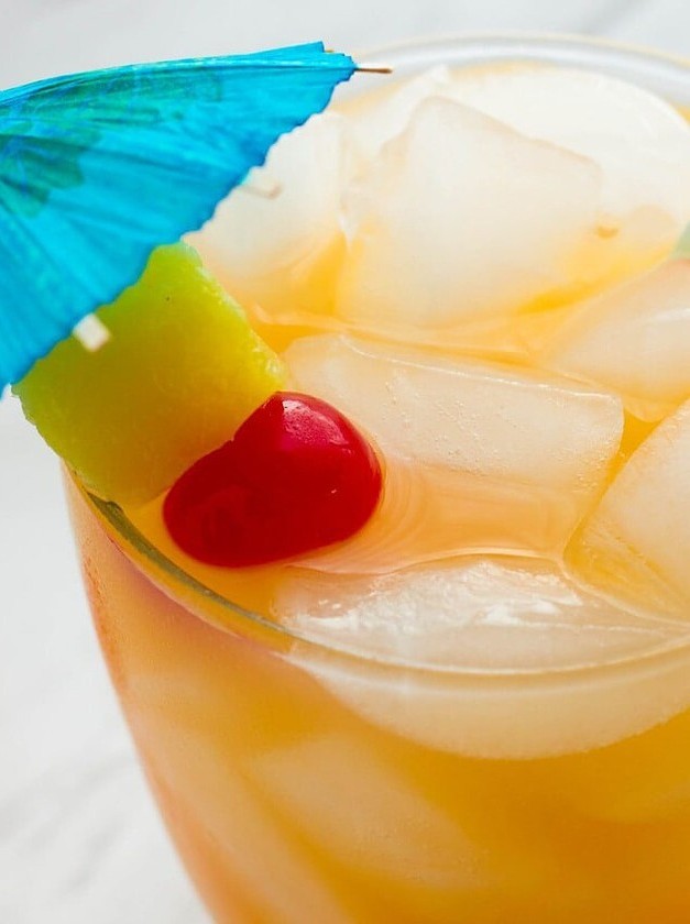 Pineapple Coconut Rum Cocktail