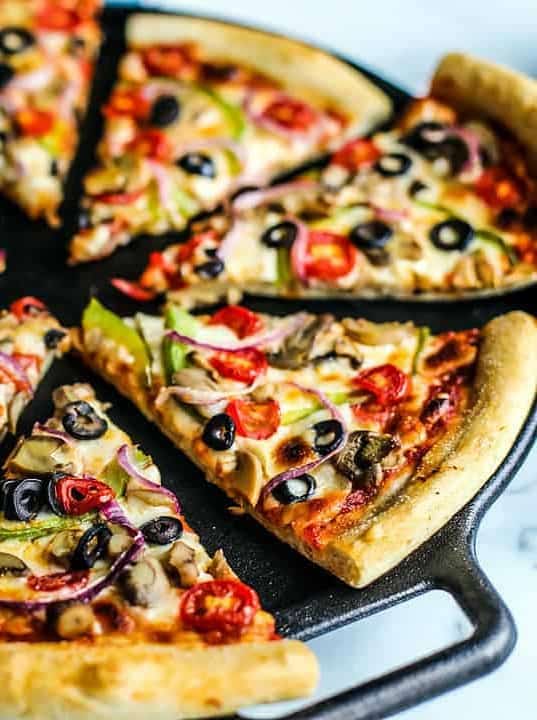 Veggie Deluxe Pizza