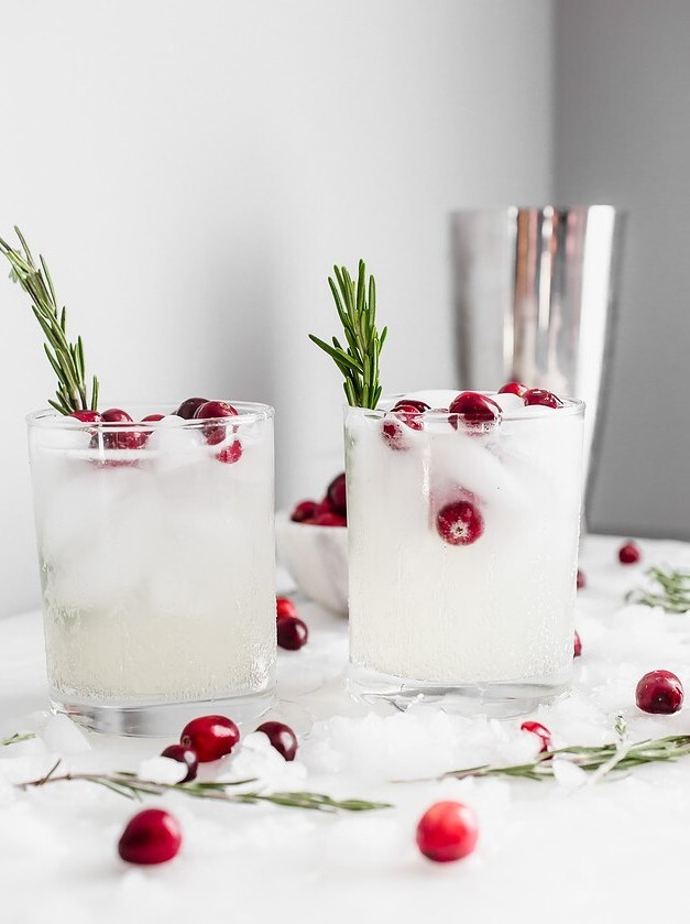 The Mistletoe Kiss Cocktail