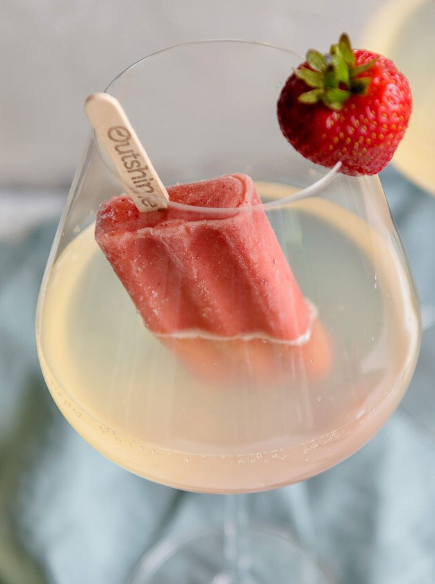 Champagne Lemonade Poptail