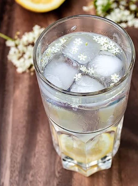 Lemon Gin Elderflower Cocktail