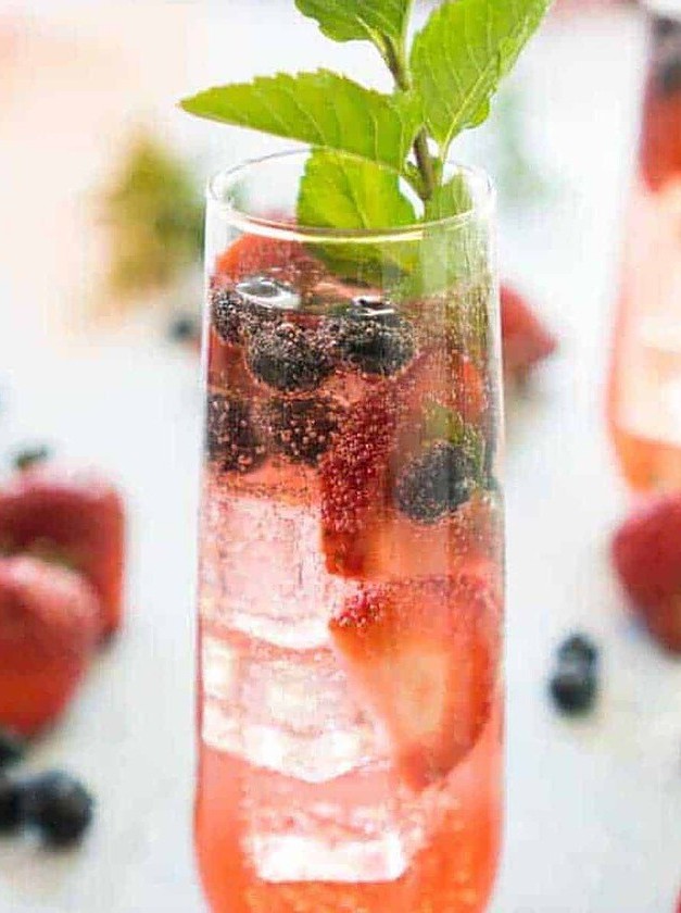 Sparkling Berry White Sangria