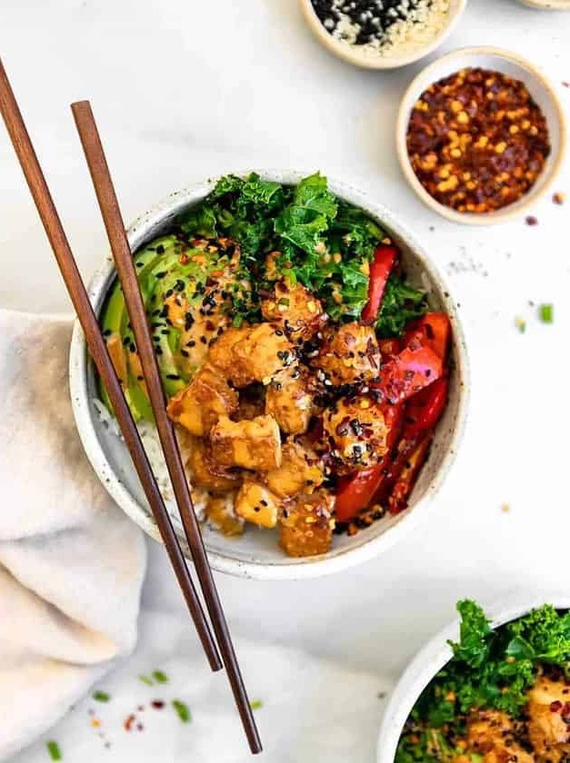 Crispy Baked Peanut Tofu Bowl