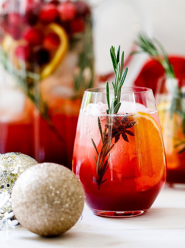 Christmas Cranberry Sangria