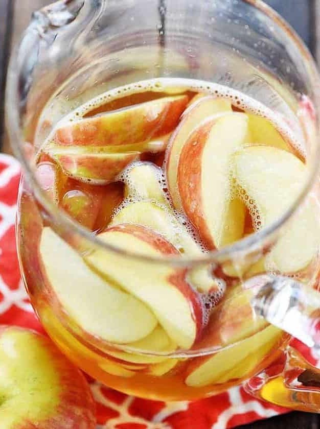 Sparkling Apple Cider Sangria