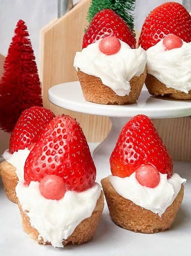 Gnome Cookie Cups