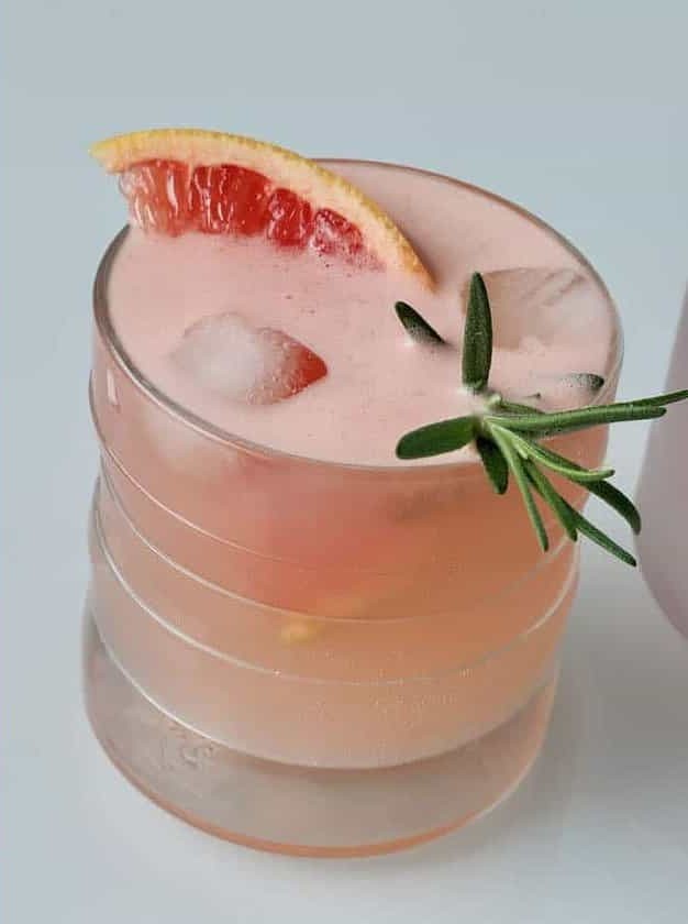 Grapefruit Gin Cocktail