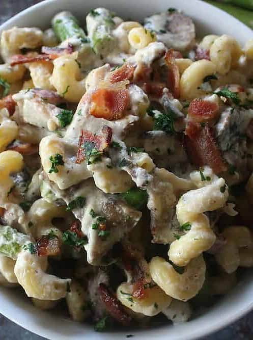 Creamy Bacon, Mushroom, and Asparagus Cavatappi