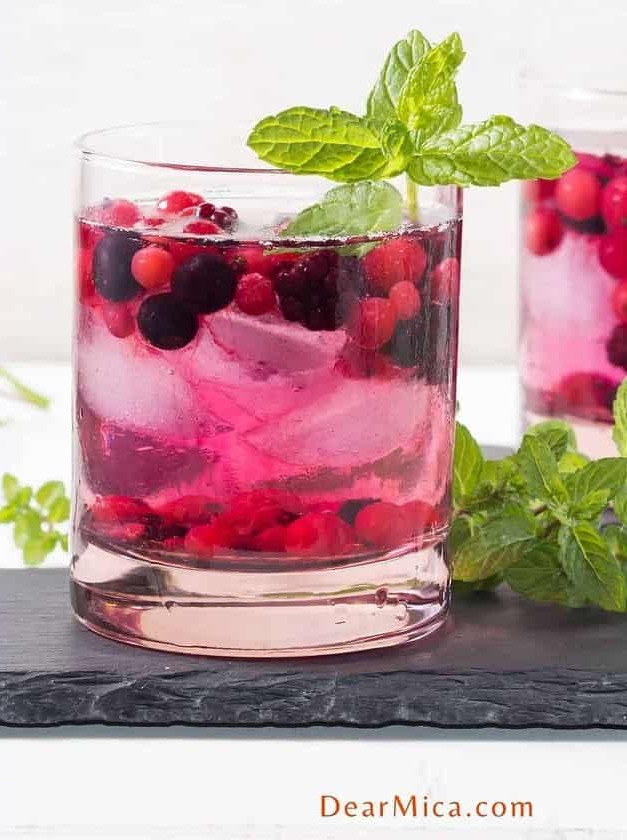 Keto Berry Vodka Cocktail