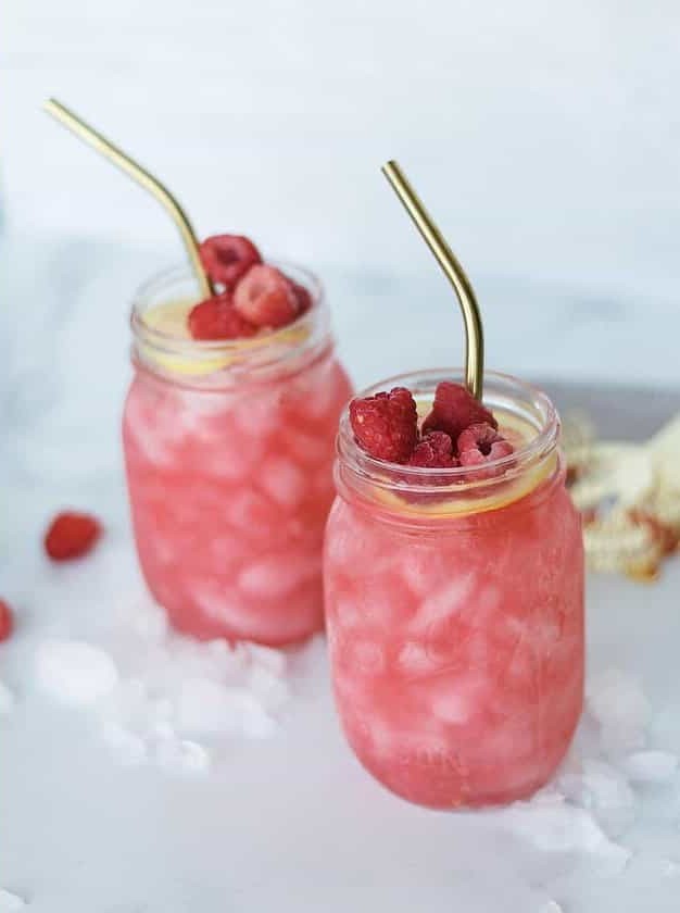 Raspberry Lemonade Cocktail