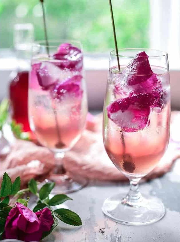 Sparkling Summer Rose Vodka Soda