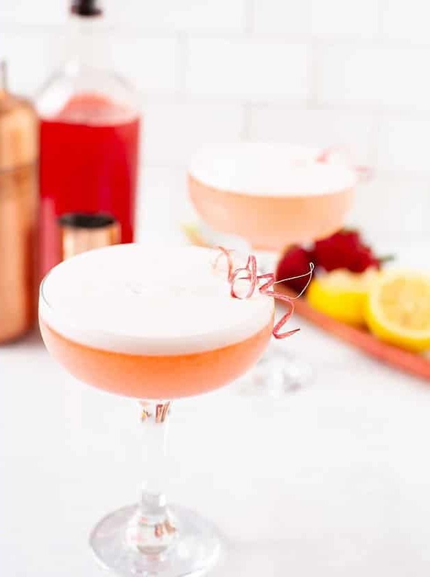 Refreshing Rhubarb Cocktail With Gin