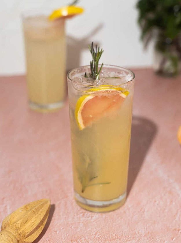 Grapefruit Rosemary Vodka Seltzer