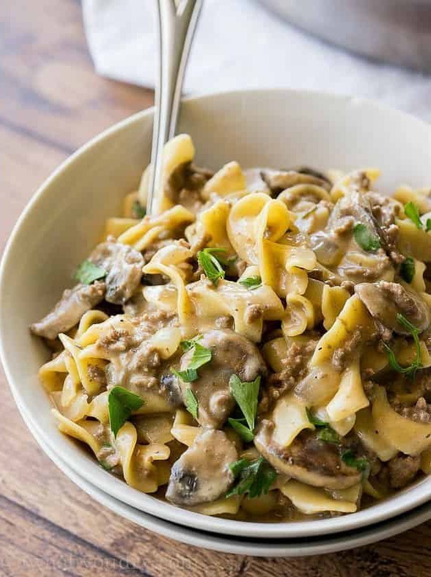 One Skillet Ground Beef Stroganoff