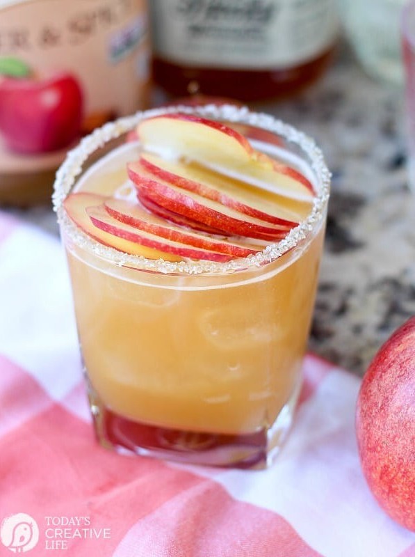 Apple Pie Moonshine Spiced Cider