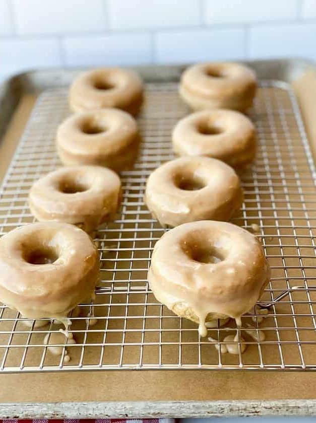 Easy Baked Maple Donuts