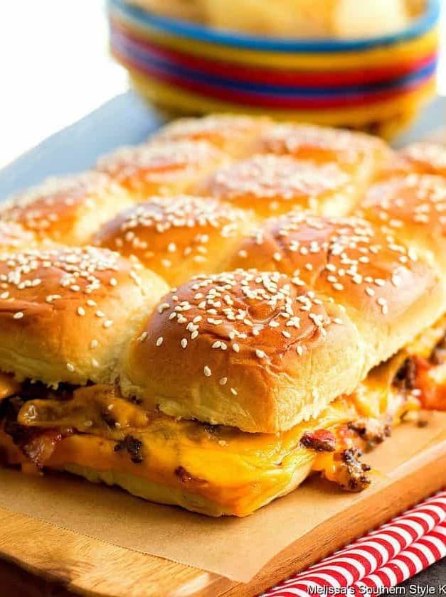 Bacon Cheeseburger Hawaiian Sweet Roll Sliders