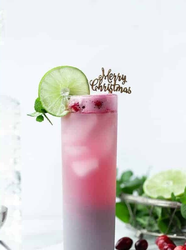 The Jolly Ole Cranberry Christmas Cocktail