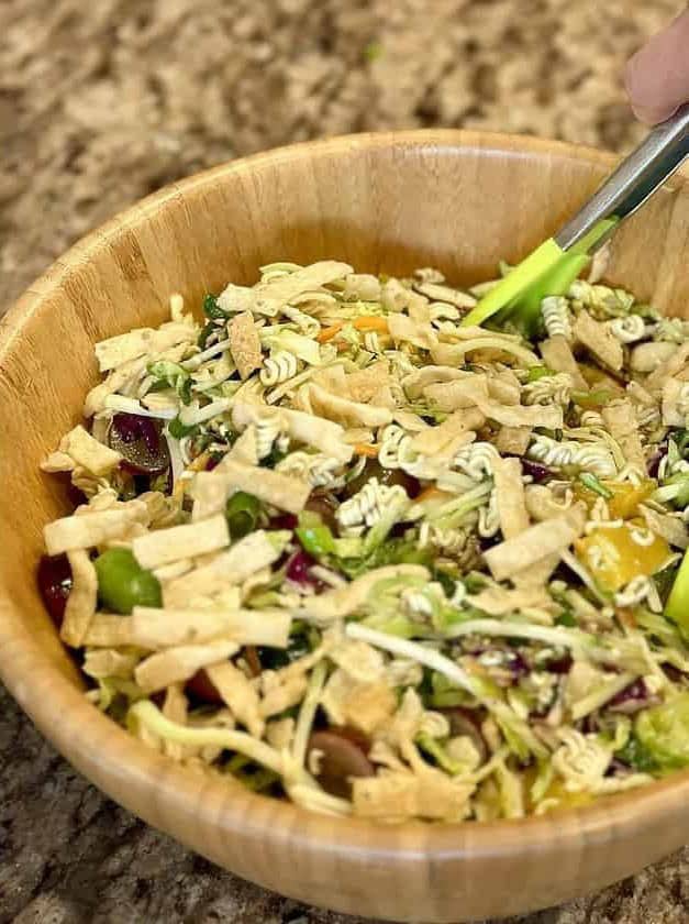 Sweet and Crunchy Ramen Salad