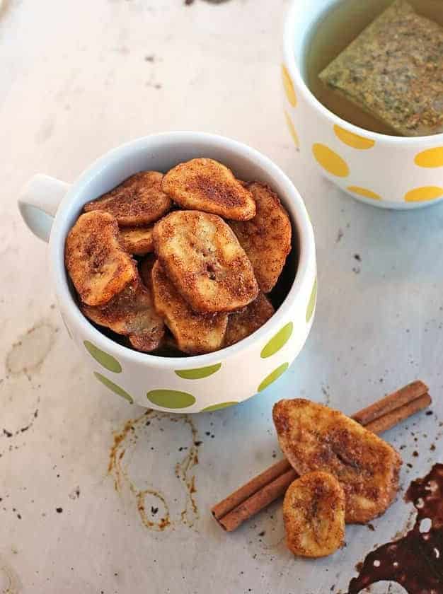 Crunchy Cinnamon Baked Banana Chips