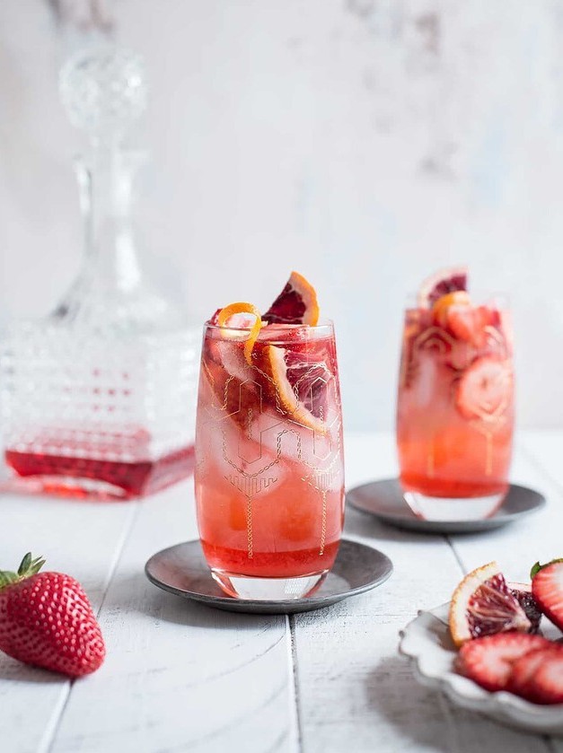 Strawberry Campari Gin Spritz