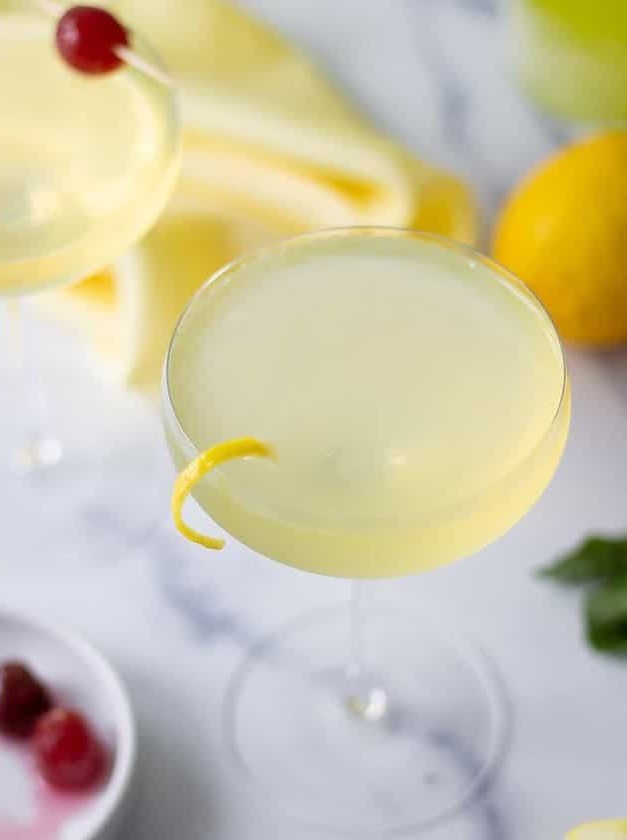 Limoncello Champagne Cocktail