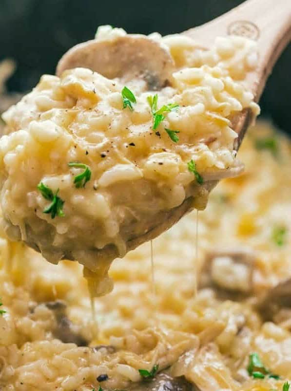 Cheesy Crock Pot Chicken and Rice