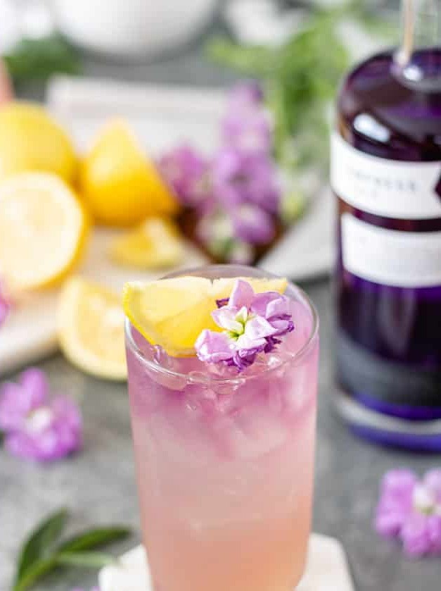 Honey Lavender Gin Lemonade