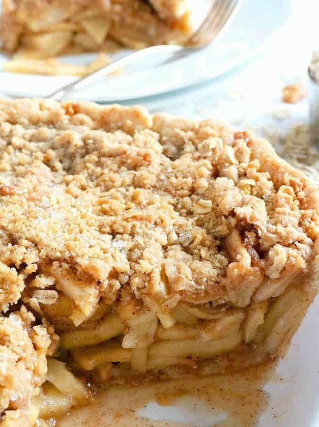 Apple Crisp Pie