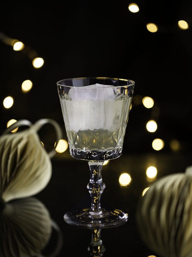 Clarified Holiday Eggnog Punch