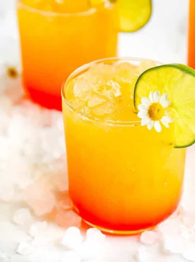 Pineapple Rum Punch Cocktail