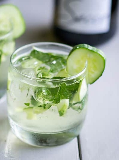 Cucumber Mint Fizzy Cocktail