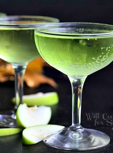 Sour Apple Champagne Cocktail