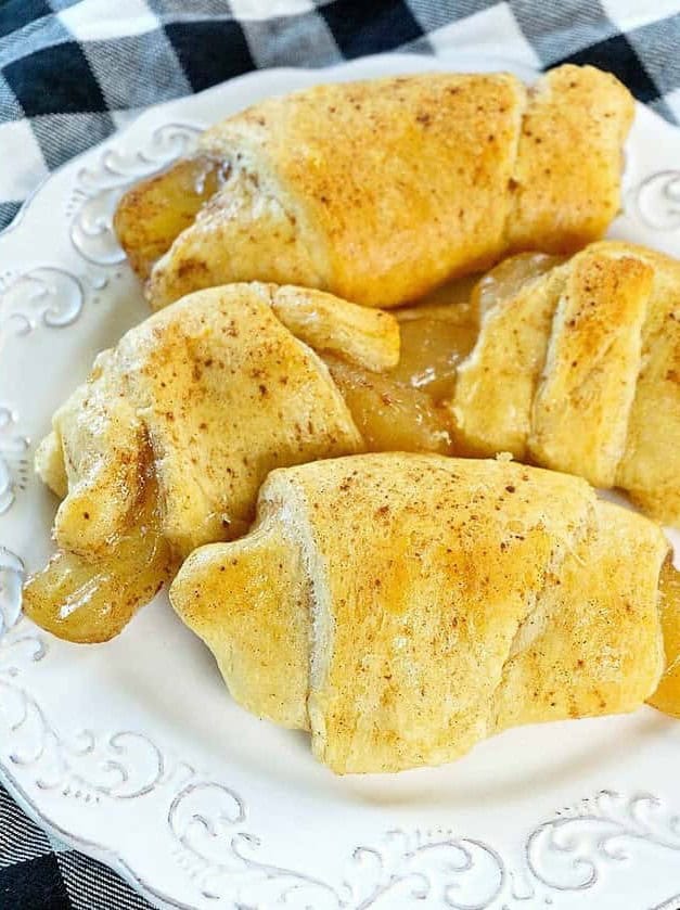 Easy Apple Crescent Rolls