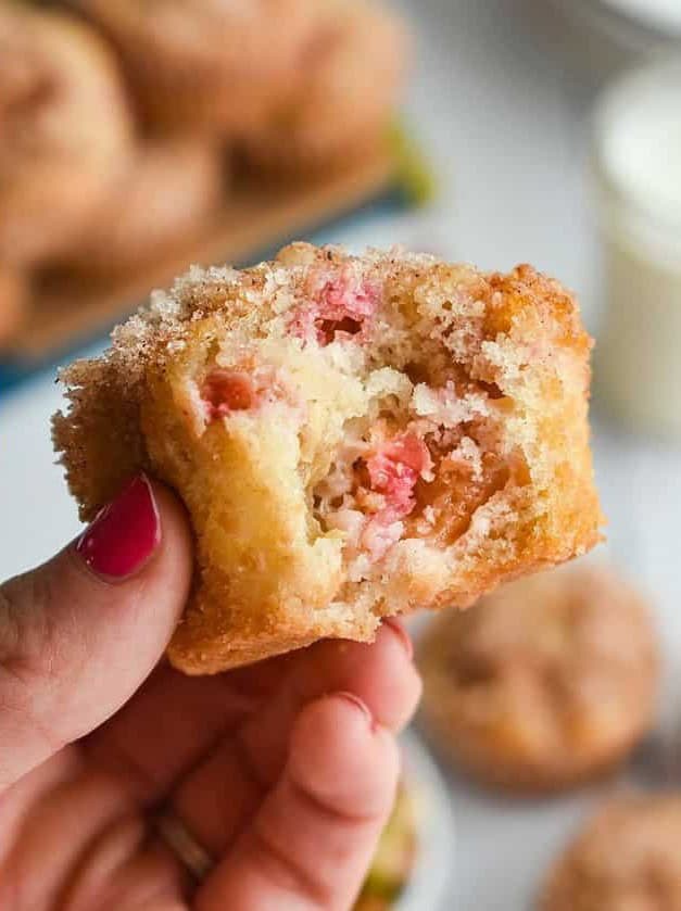 Rhubarb Muffins