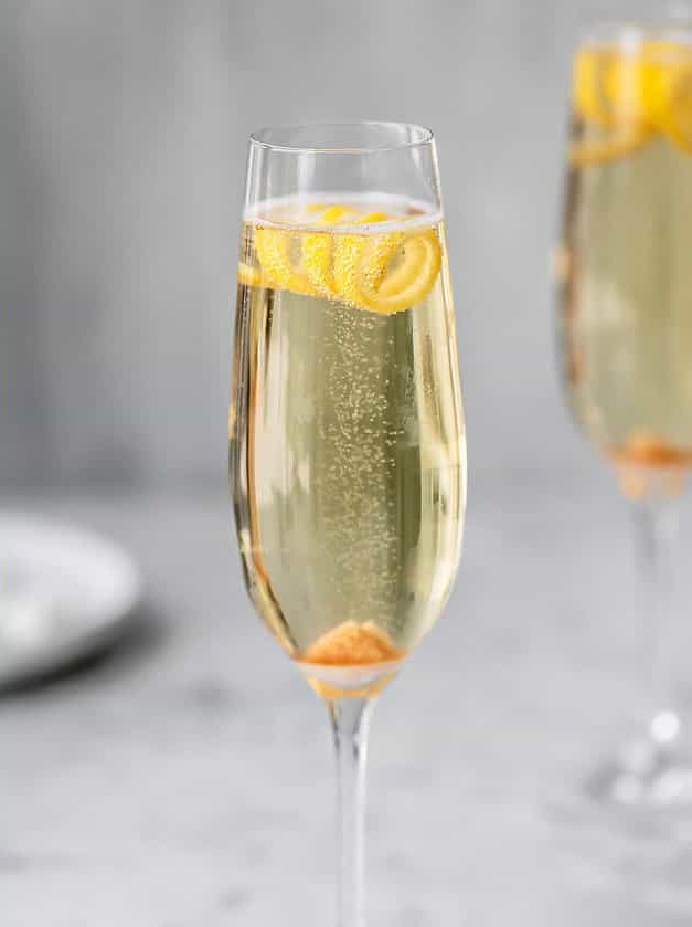 Classic Champagne Cocktail