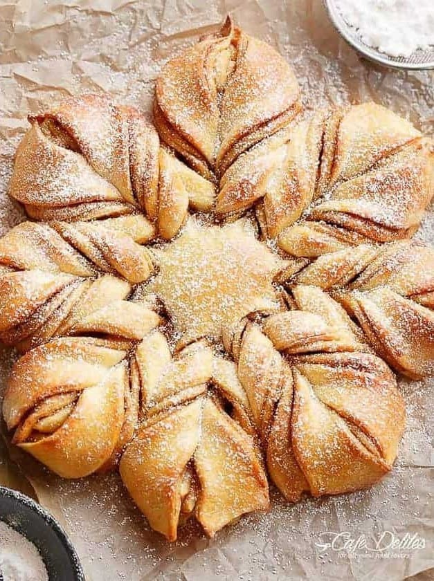 Star Christmas Bread