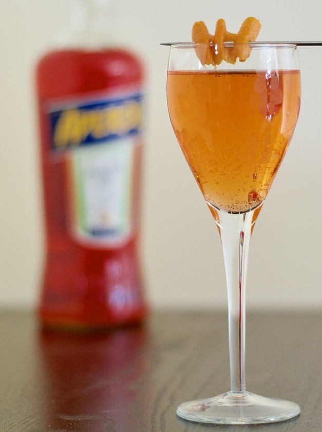 The Aperol 75 Gin Cocktail