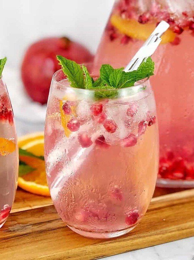 Gin Mint Cocktail With Pomegranate