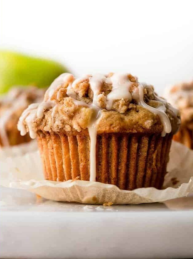 Apple Cinnamon Crumb Muffins