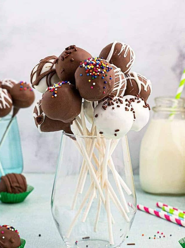 Chocolate Cake Pops