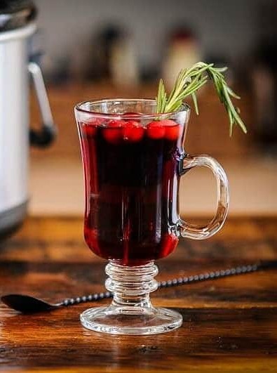 Slow Cooker Mulled Wine With Cranberry Wine