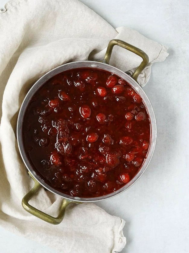 Cranberry Sauce with Orange and Cinnamon