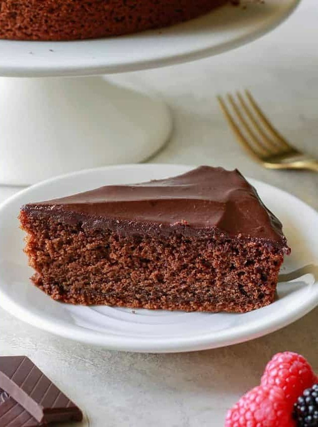 Chocolate Oat Flour Cake