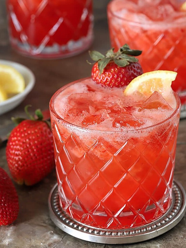 Strawberry Lemonade Ginger Beer Fizz