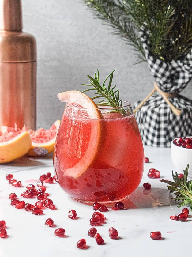 Grapefruit & Pomegranate Rum Tonic